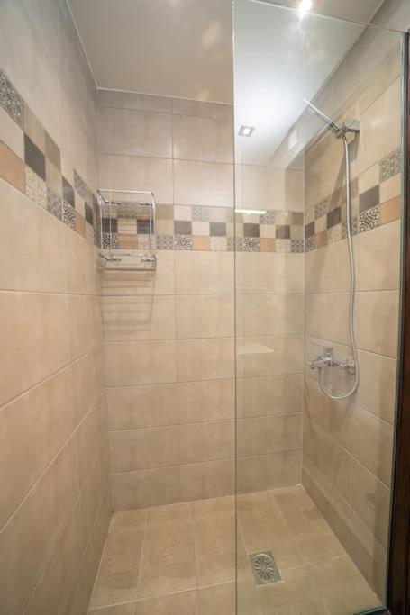 Eleni'S House Apartment Каравомилос Екстериор снимка