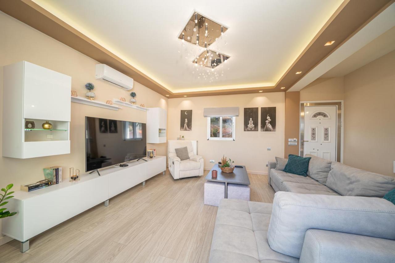 Eleni'S House Apartment Каравомилос Екстериор снимка
